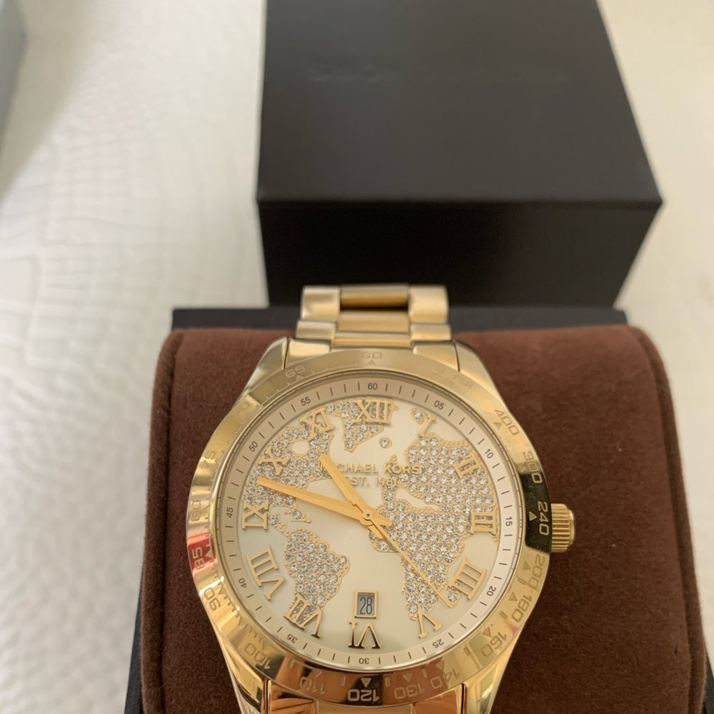 Watch Michael Kors